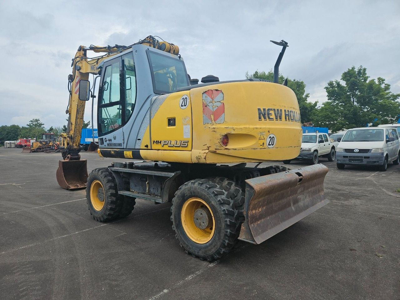 New Holland MH Plus 18t Mobilbagger - Excavator pe roţi: Foto 3 New Holland MH Plus 18t Mobilbagger - Excavator pe roţi: Foto 3