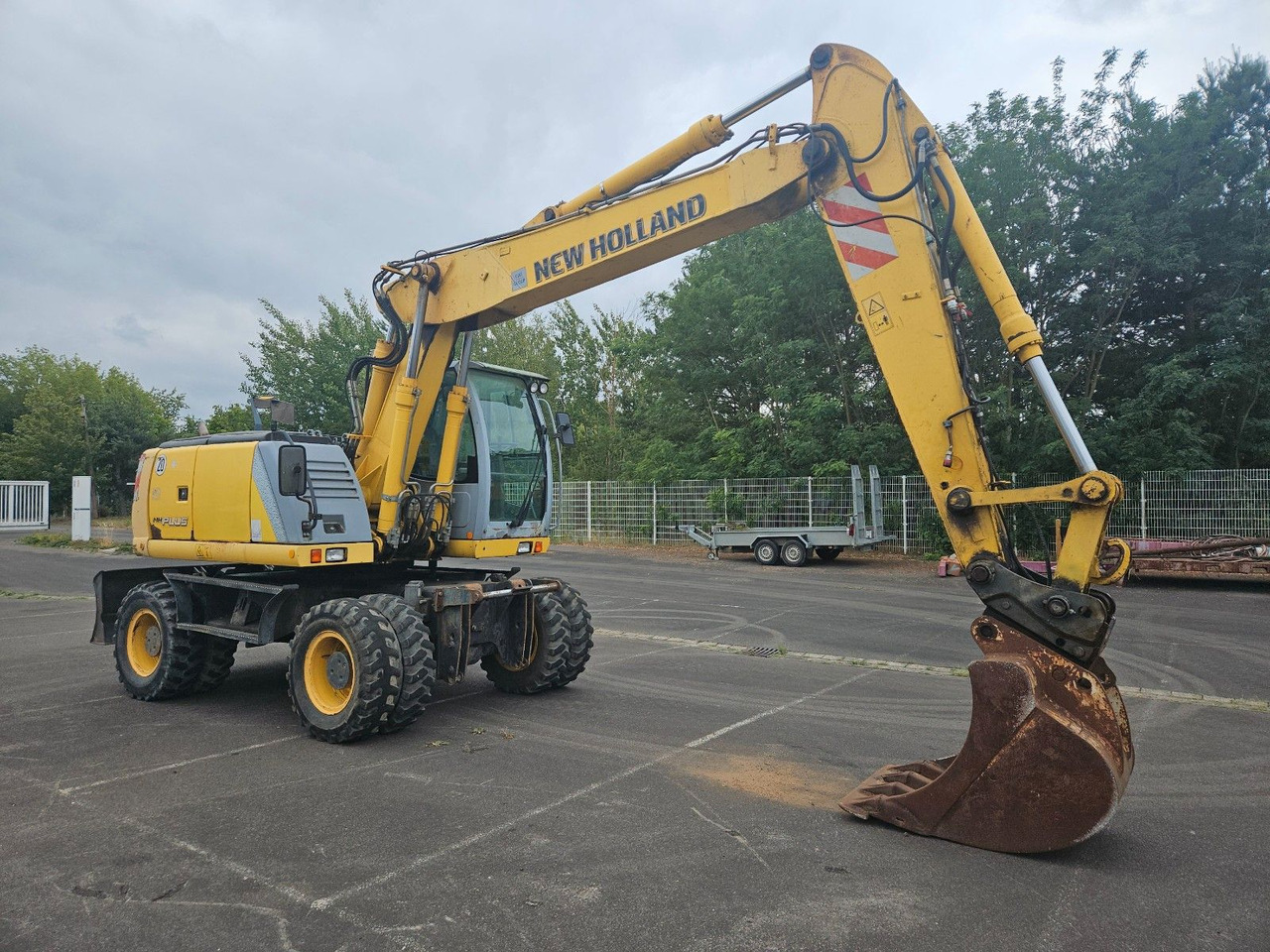 New Holland MH Plus 18t Mobilbagger - Excavator pe roţi: Foto 4 New Holland MH Plus 18t Mobilbagger - Excavator pe roţi: Foto 4