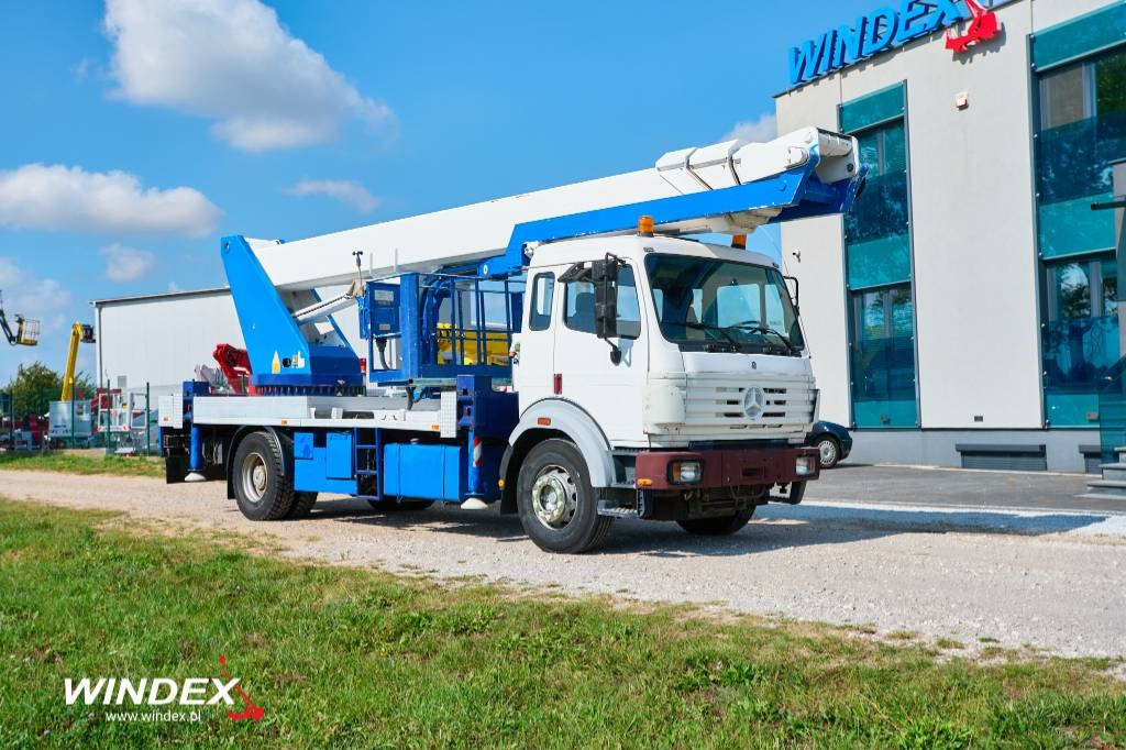 Wumag WT 440 - Camion cu nacela: Foto 1 Wumag WT 440 - Camion cu nacela: Foto 1
