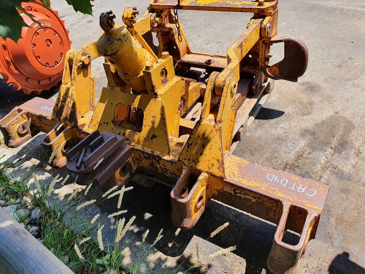 Caterpillar D4H - Ataşament: Foto 4 Caterpillar D4H - Ataşament: Foto 4