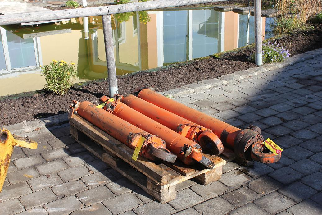 Atlas 1302 E - Cilindru hidraulic pentru Utilaje constructii: Foto 5 Atlas 1302 E - Cilindru hidraulic pentru Utilaje constructii: Foto 5