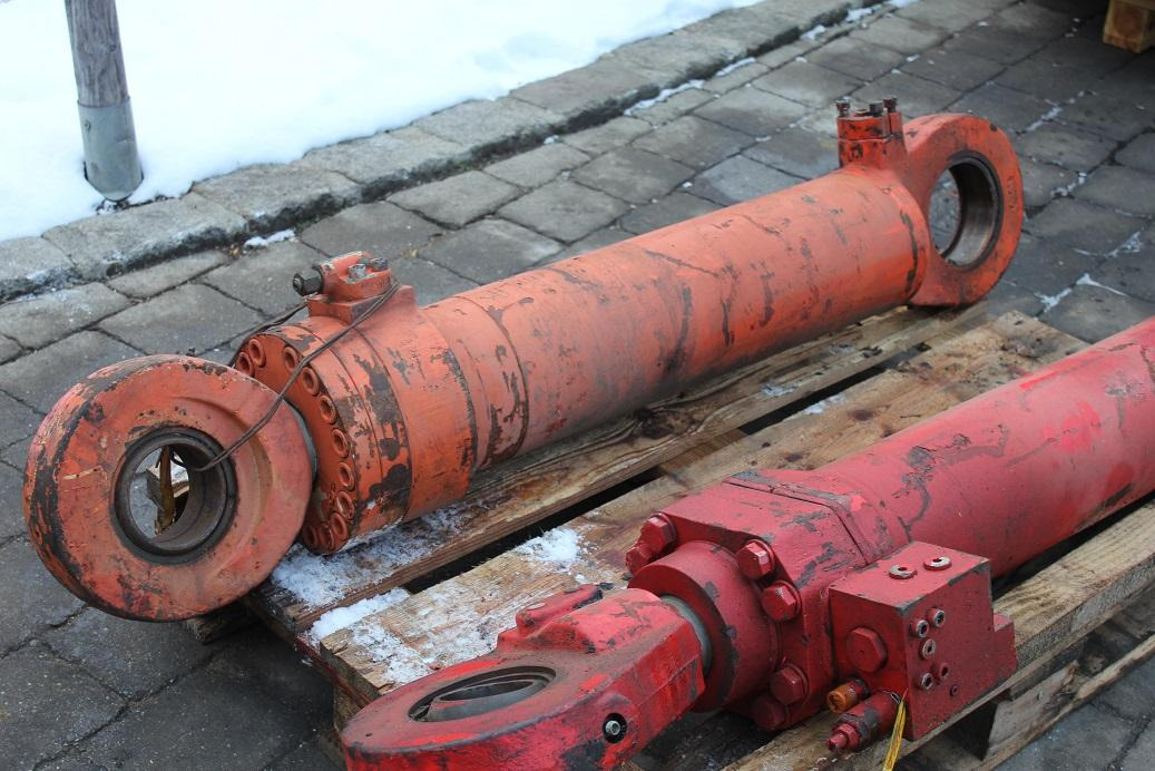 Atlas 1304, O&K MH/RH 4, City, Plus - Cilindru hidraulic pentru Utilaje constructii: Foto 3 Atlas 1304, O&K MH/RH 4, City, Plus - Cilindru hidraulic pentru Utilaje constructii: Foto 3