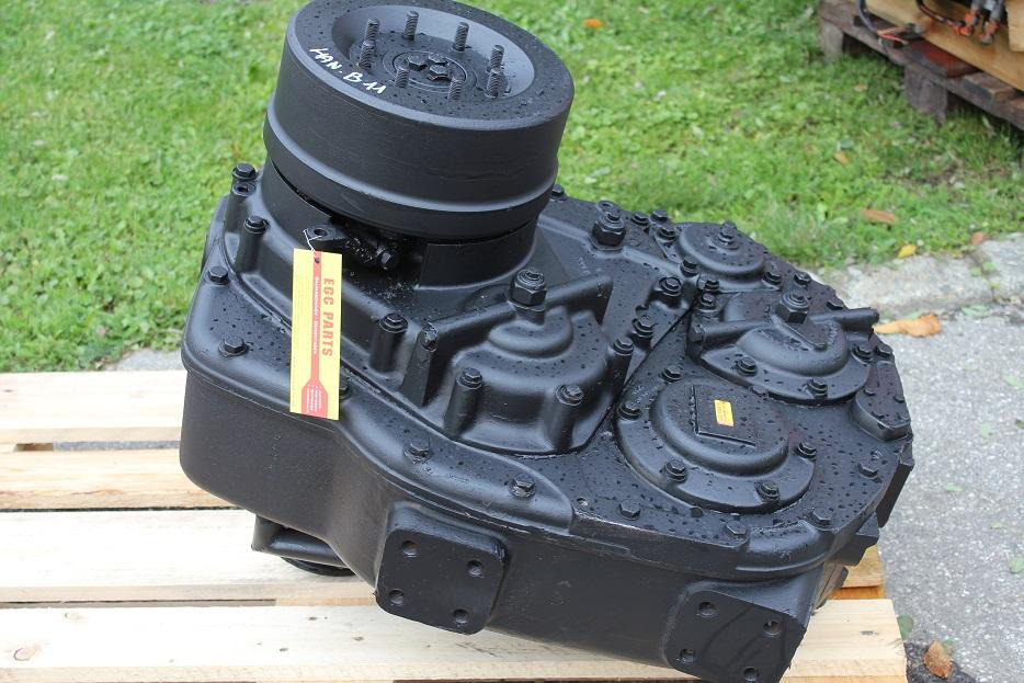 Hanomag ZF 4W35 aus B11 - Cutie de viteze pentru Utilaje constructii: Foto 1 Hanomag ZF 4W35 aus B11 - Cutie de viteze pentru Utilaje constructii: Foto 1