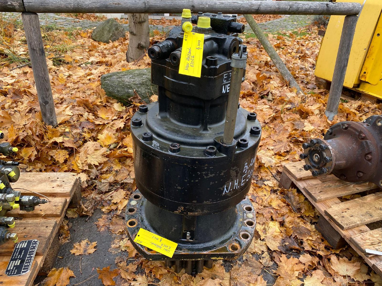 Holland E 305 - Reductor de rotire pentru Utilaje constructii: Foto 2 Holland E 305 - Reductor de rotire pentru Utilaje constructii: Foto 2