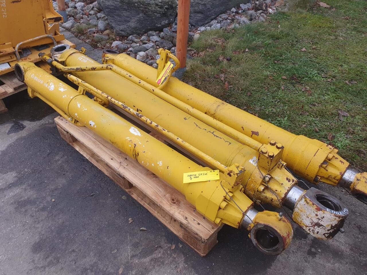 Kobelco SK 210 - Cilindru hidraulic pentru Utilaje constructii: Foto 1 Kobelco SK 210 - Cilindru hidraulic pentru Utilaje constructii: Foto 1