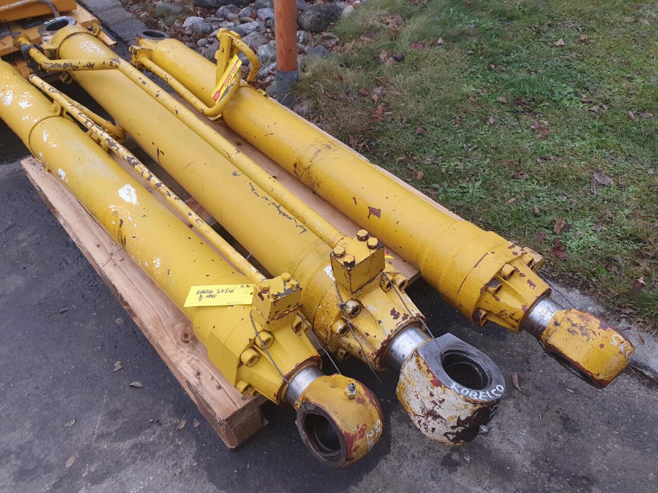 Kobelco SK 210 - Cilindru hidraulic pentru Utilaje constructii: Foto 4 Kobelco SK 210 - Cilindru hidraulic pentru Utilaje constructii: Foto 4