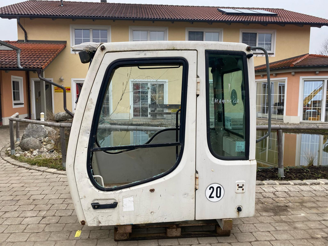 Liebherr A 904 C - Cabină pentru Utilaje constructii: Foto 3 Liebherr A 904 C - Cabină pentru Utilaje constructii: Foto 3