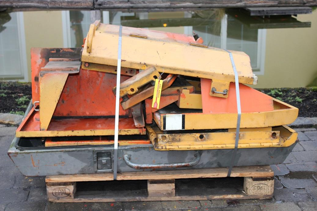 Liebherr A902 LIT - Caroserie și exterior pentru Utilaje constructii: Foto 5 Liebherr A902 LIT - Caroserie și exterior pentru Utilaje constructii: Foto 5