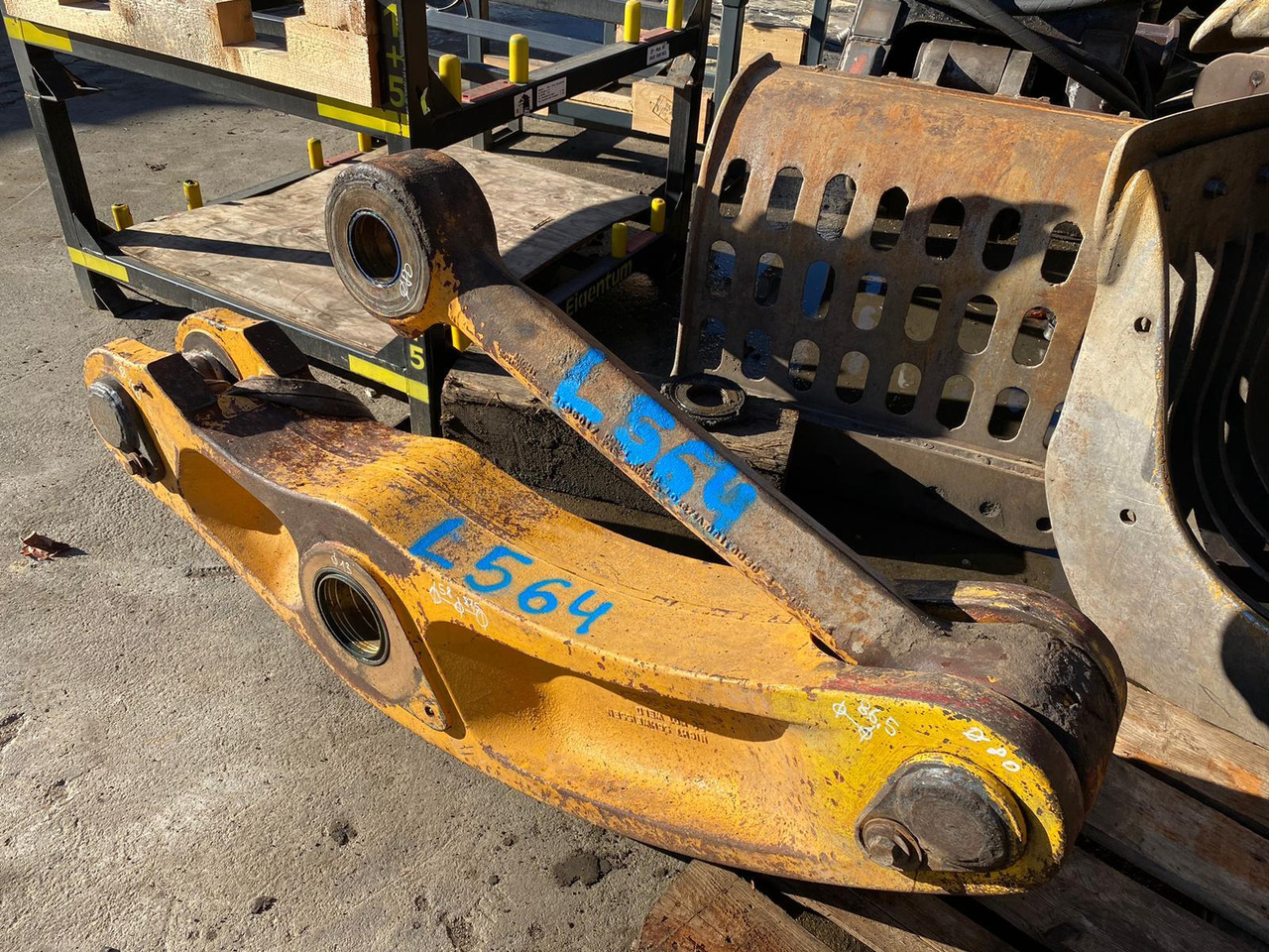 Liebherr L 564 - Braț: Foto 1 Liebherr L 564 - Braț: Foto 1