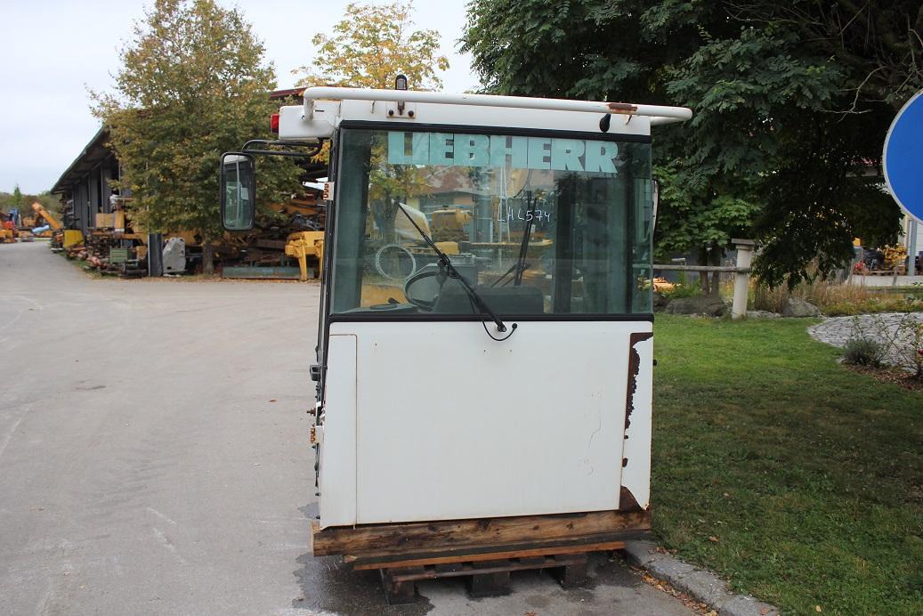 Liebherr L 574 - Cabină pentru Încărcător frontal pe pneuri: Foto 2 Liebherr L 574 - Cabină pentru Încărcător frontal pe pneuri: Foto 2