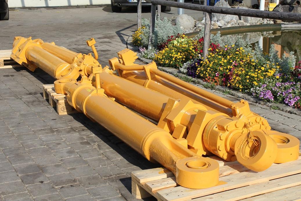 Liebherr R 974 LIT - Cilindru hidraulic pentru Utilaje constructii: Foto 1 Liebherr R 974 LIT - Cilindru hidraulic pentru Utilaje constructii: Foto 1