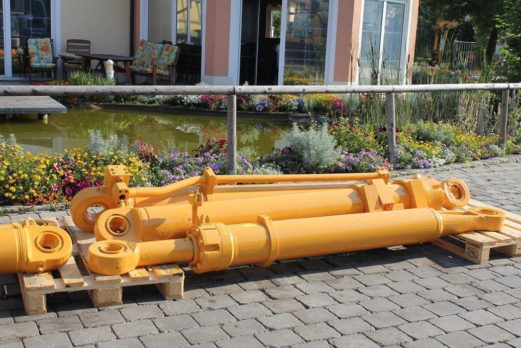 Liebherr R 974 LIT - Cilindru hidraulic pentru Utilaje constructii: Foto 3 Liebherr R 974 LIT - Cilindru hidraulic pentru Utilaje constructii: Foto 3