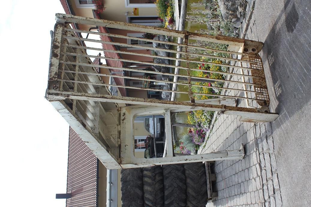 Liebherr R 974, R 964 - Caroserie și exterior pentru Utilaje constructii: Foto 5 Liebherr R 974, R 964 - Caroserie și exterior pentru Utilaje constructii: Foto 5