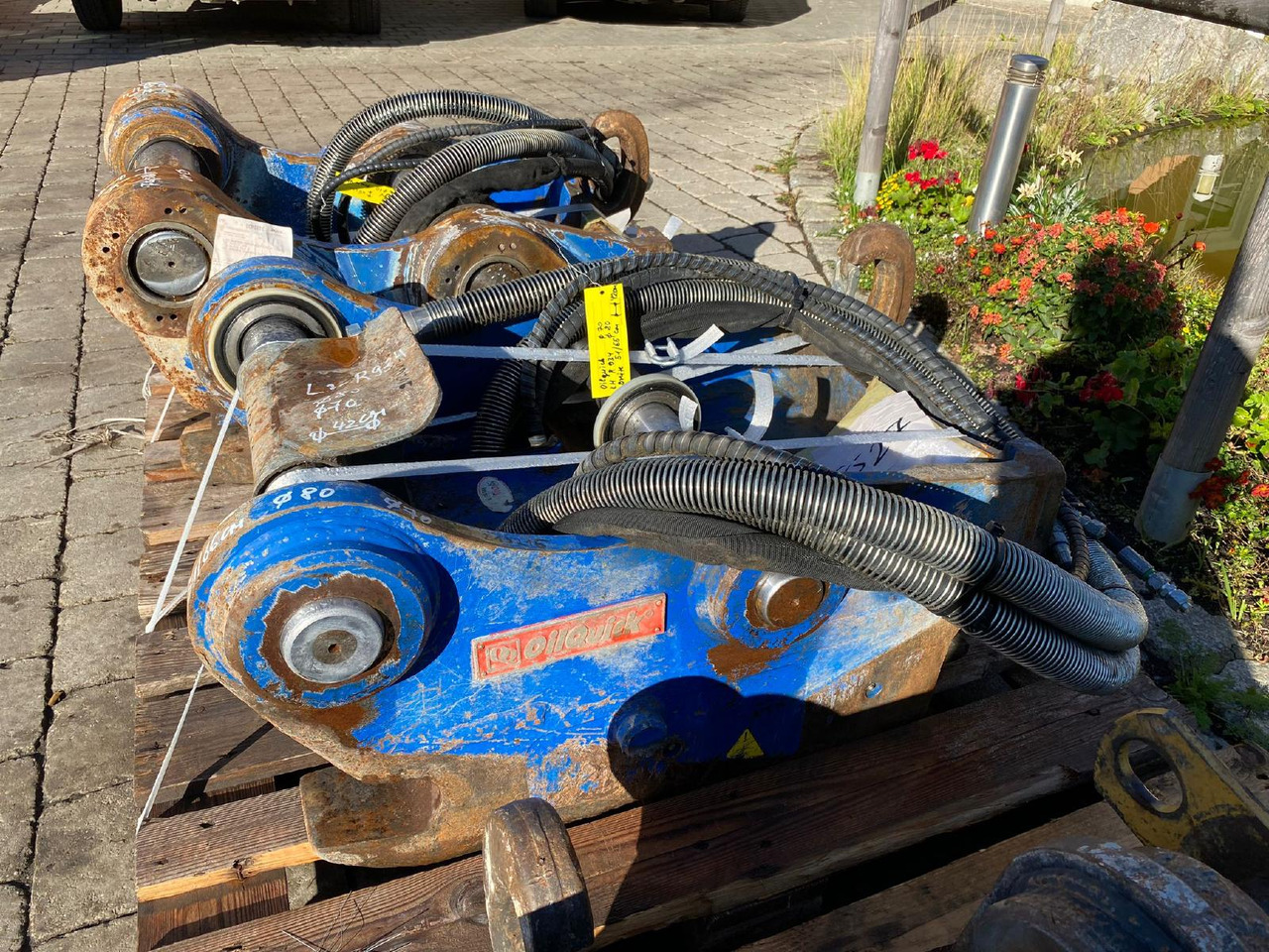 Oilquick Liebherr R 924 - Cuplare rapidă pentru Utilaje constructii: Foto 1 Oilquick Liebherr R 924 - Cuplare rapidă pentru Utilaje constructii: Foto 1