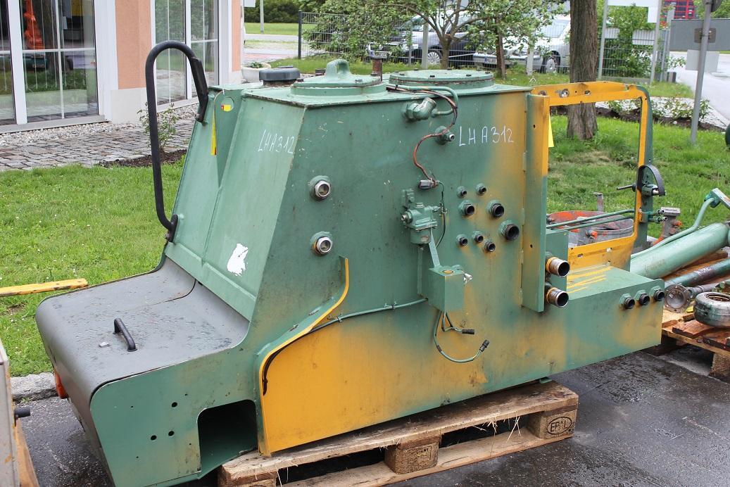 Liebherr A312 - Piesă de schimb pentru Excavator pe roţi: Foto 2 Liebherr A312 - Piesă de schimb pentru Excavator pe roţi: Foto 2