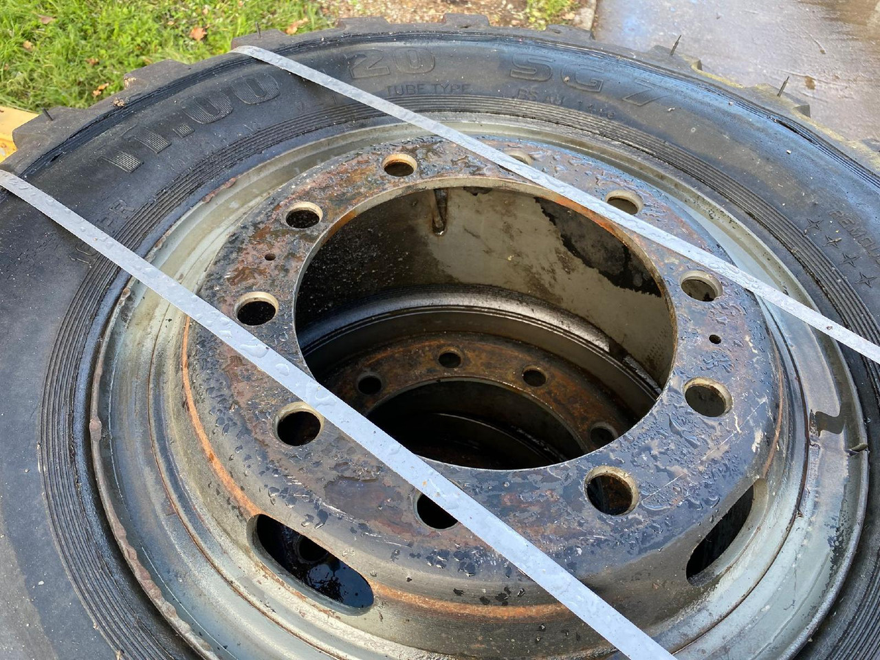 Zeppelin ZM 19 Sennebogen - Roată completă pentru Excavator: Foto 5 Zeppelin ZM 19 Sennebogen - Roată completă pentru Excavator: Foto 5