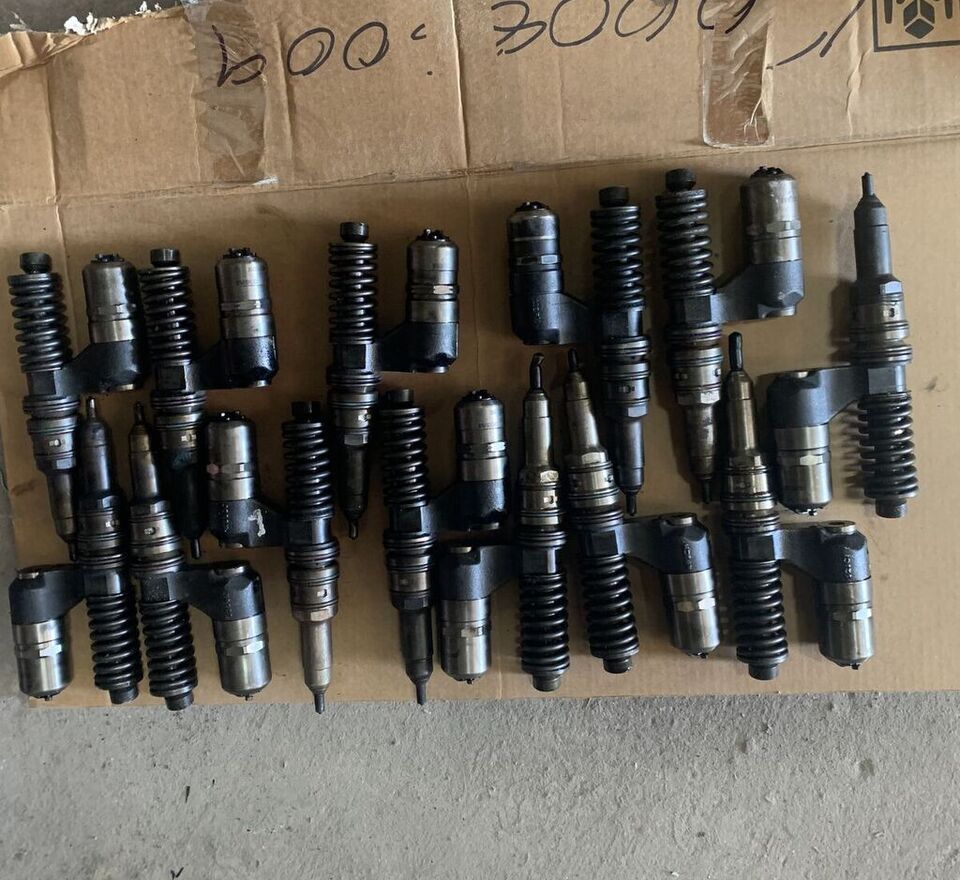 Bosch 0414701006 IVECO Stralis truck - Injector pentru Camion: Foto 1 Bosch 0414701006 IVECO Stralis truck - Injector pentru Camion: Foto 1