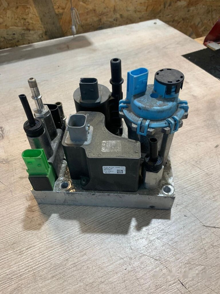 Euro 6 Volvo 23387854 do regeneracji 24V 23387854 - Sistem de evacuare pentru Camion: Foto 1 Euro 6 Volvo 23387854 do regeneracji 24V 23387854 - Sistem de evacuare pentru Camion: Foto 1