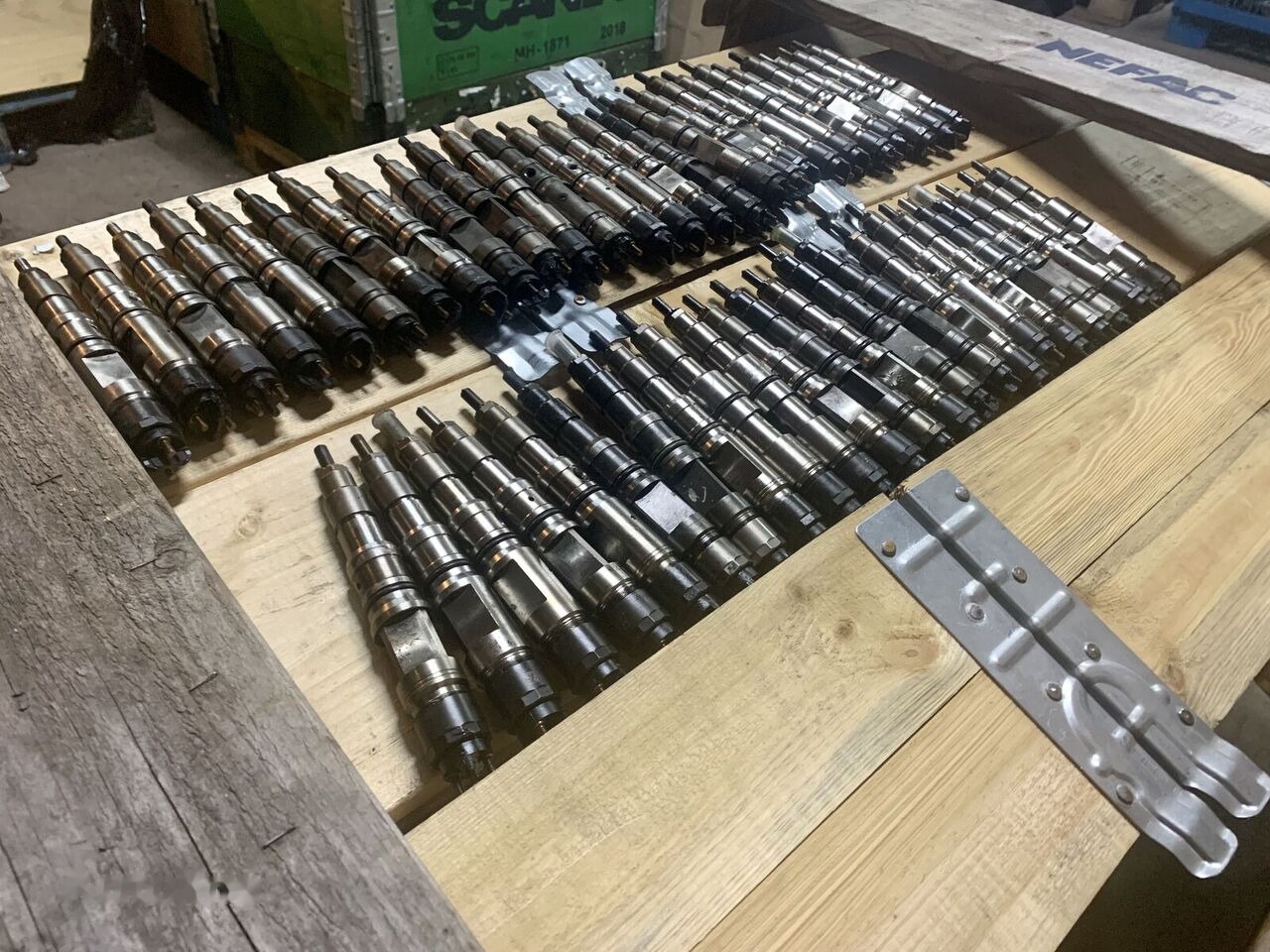 MAN TGA 0445120217 wtryski CR TIR SCANIA DAF IVECO HURT MAN TGA truck - Injector pentru Camion: Foto 2 MAN TGA 0445120217 wtryski CR TIR SCANIA DAF IVECO HURT MAN TGA truck - Injector pentru Camion: Foto 2