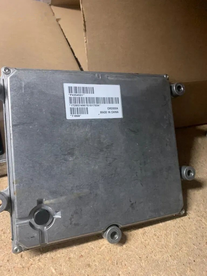 Nowy Sterownik Komputer Silnika ECU Cummins P4354531 CM2850A - Calculator de bord pentru Camion: Foto 2 Nowy Sterownik Komputer Silnika ECU Cummins P4354531 CM2850A - Calculator de bord pentru Camion: Foto 2