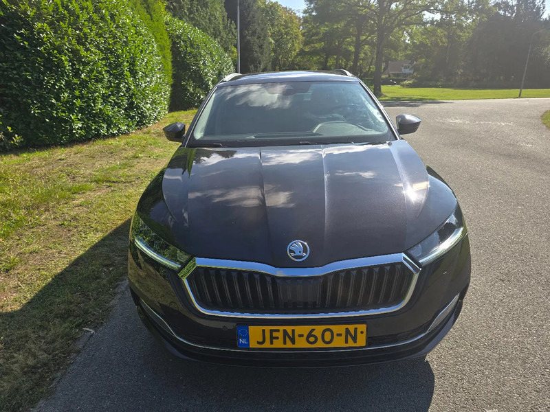 Škoda Octavia Combi 1.0 Benzine - Automobil: Foto 2 Škoda Octavia Combi 1.0 Benzine - Automobil: Foto 2