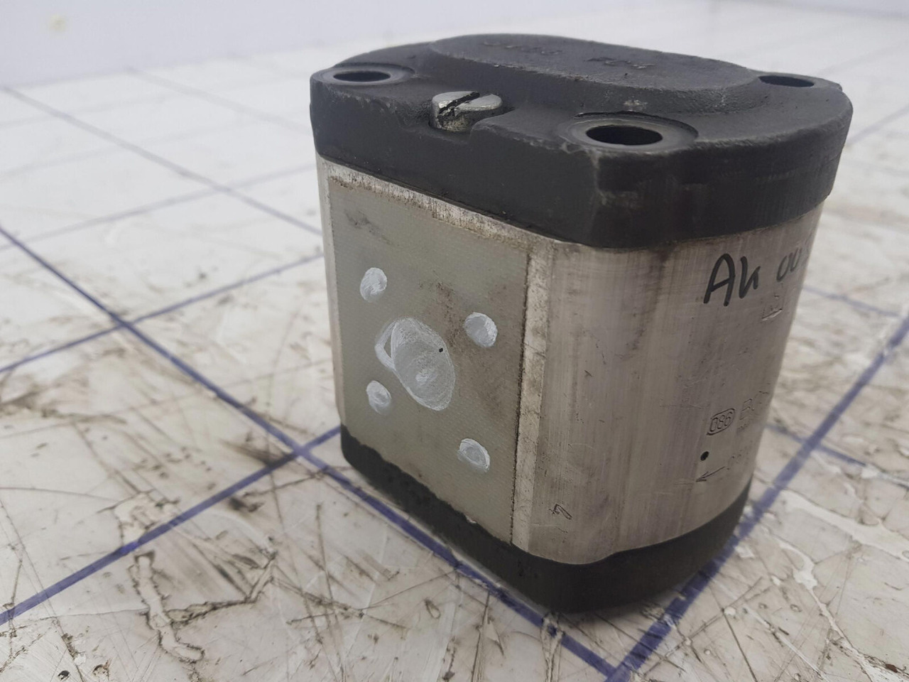 Bosch Bosch gear pump - Pompa hidraulica pentru Automacara: Foto 3 Bosch Bosch gear pump - Pompa hidraulica pentru Automacara: Foto 3