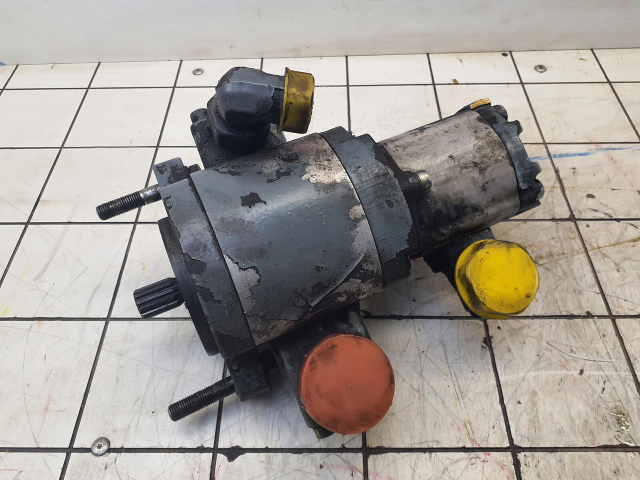 Bosch LTM 1060 dual gear pump - Pompa hidraulica pentru Automacara: Foto 1 Bosch LTM 1060 dual gear pump - Pompa hidraulica pentru Automacara: Foto 1