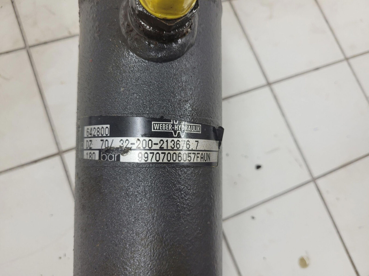 FAUN ATF 50G-3 steering cylinder - Cilindru hidraulic pentru Automacara: Foto 5 FAUN ATF 50G-3 steering cylinder - Cilindru hidraulic pentru Automacara: Foto 5