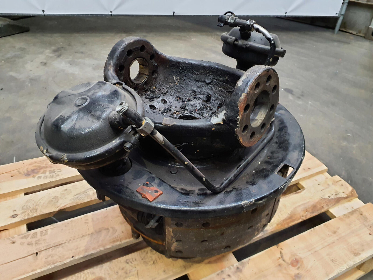 FAUN ATF 50G-3 steering knuckle axle 1 right - Fuzeta pentru Automacara: Foto 3 FAUN ATF 50G-3 steering knuckle axle 1 right - Fuzeta pentru Automacara: Foto 3