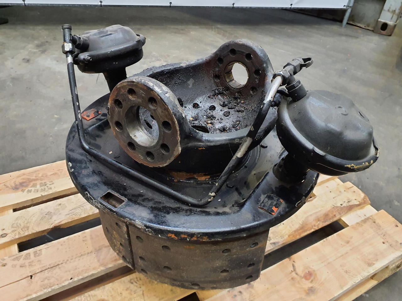 FAUN ATF 50G-3 steering knuckle axle 1 right - Fuzeta pentru Automacara: Foto 4 FAUN ATF 50G-3 steering knuckle axle 1 right - Fuzeta pentru Automacara: Foto 4