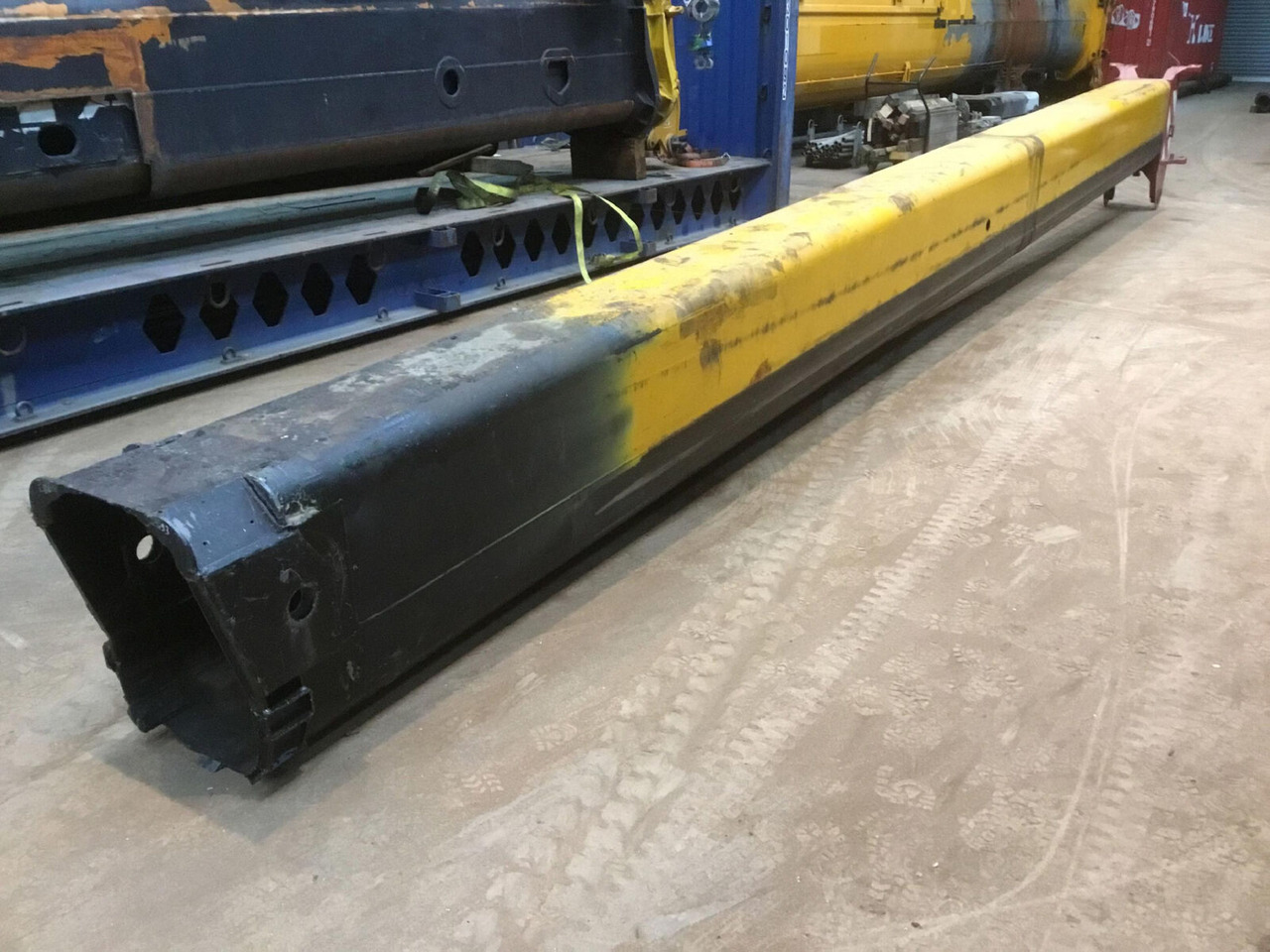 FAUN ATF 50G-3 telescopic head section 4 - Braț pentru Automacara: Foto 4 FAUN ATF 50G-3 telescopic head section 4 - Braț pentru Automacara: Foto 4