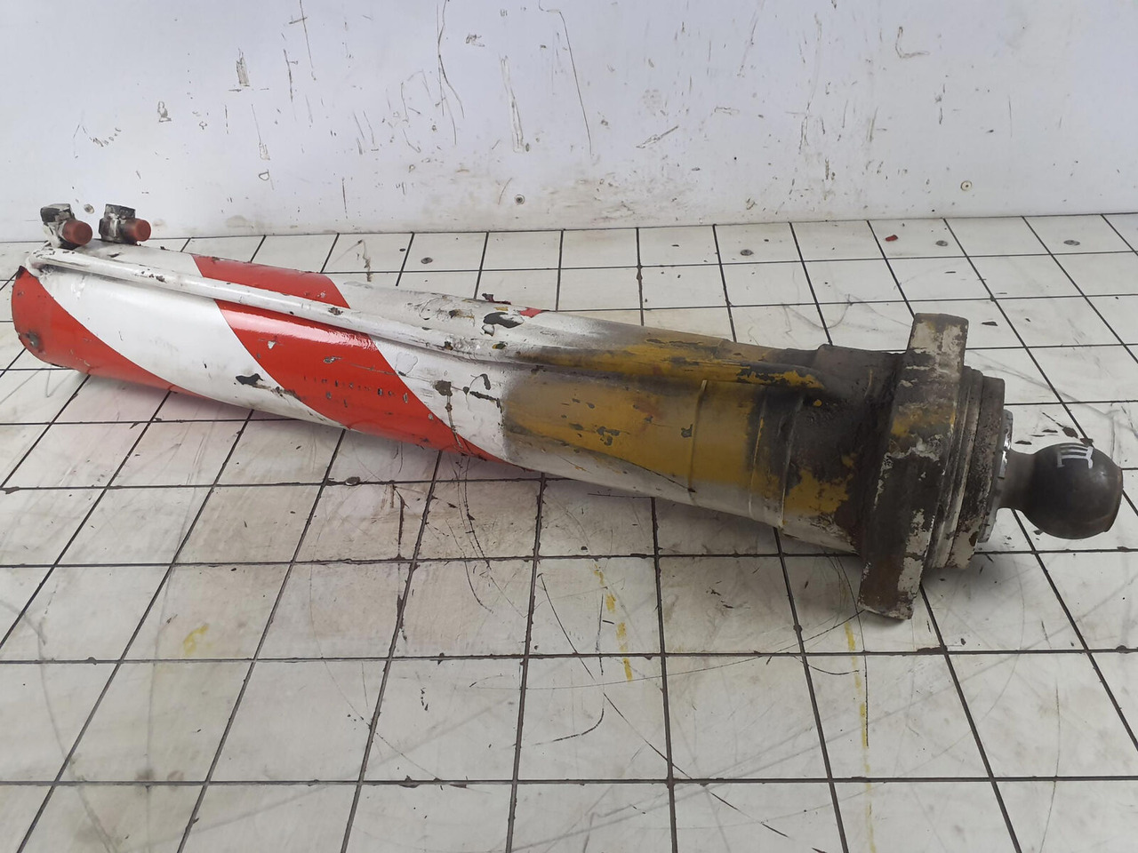 FAUN AUN RTF 30 outrigger cylinder - Cilindru hidraulic pentru Automacara: Foto 2 FAUN AUN RTF 30 outrigger cylinder - Cilindru hidraulic pentru Automacara: Foto 2