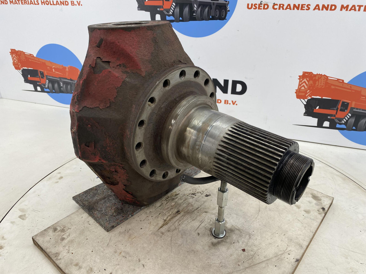 Gottwald AMK Steering knuckle 16 holes - Fuzeta pentru Automacara: Foto 3 Gottwald AMK Steering knuckle 16 holes - Fuzeta pentru Automacara: Foto 3