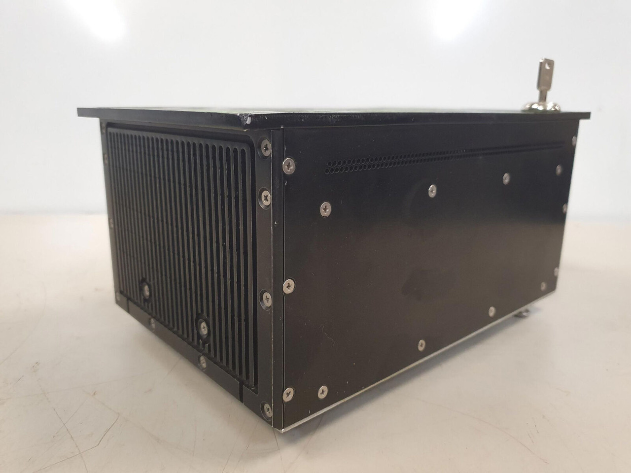Grove EKS 3 LMB - Sistem electric pentru Automacara: Foto 2 Grove EKS 3 LMB - Sistem electric pentru Automacara: Foto 2