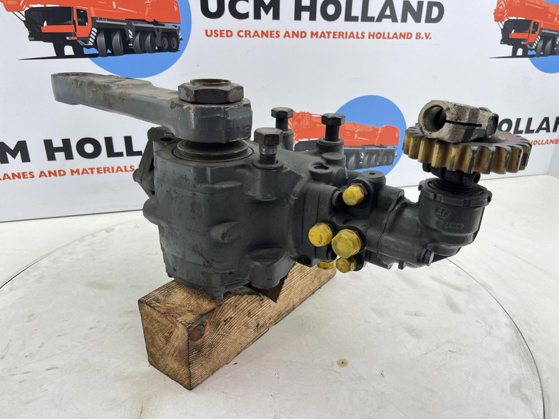 Grove GMK 2035 steering box - Coloană de direcție pentru Macara: Foto 3 Grove GMK 2035 steering box - Coloană de direcție pentru Macara: Foto 3