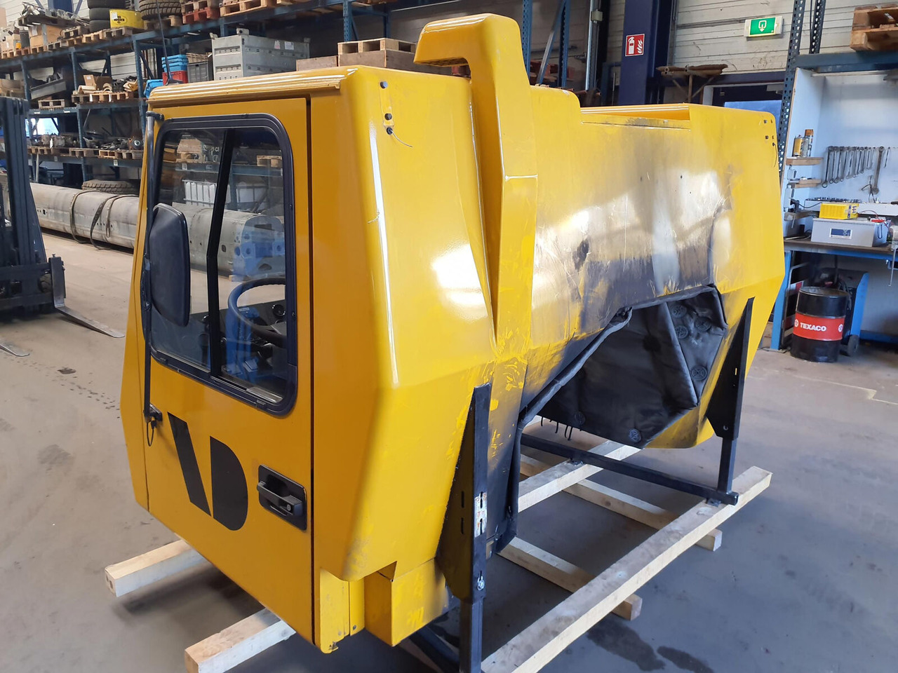 Grove GMK 3050 driver cabine complete - Cabină pentru Automacara: Foto 4 Grove GMK 3050 driver cabine complete - Cabină pentru Automacara: Foto 4