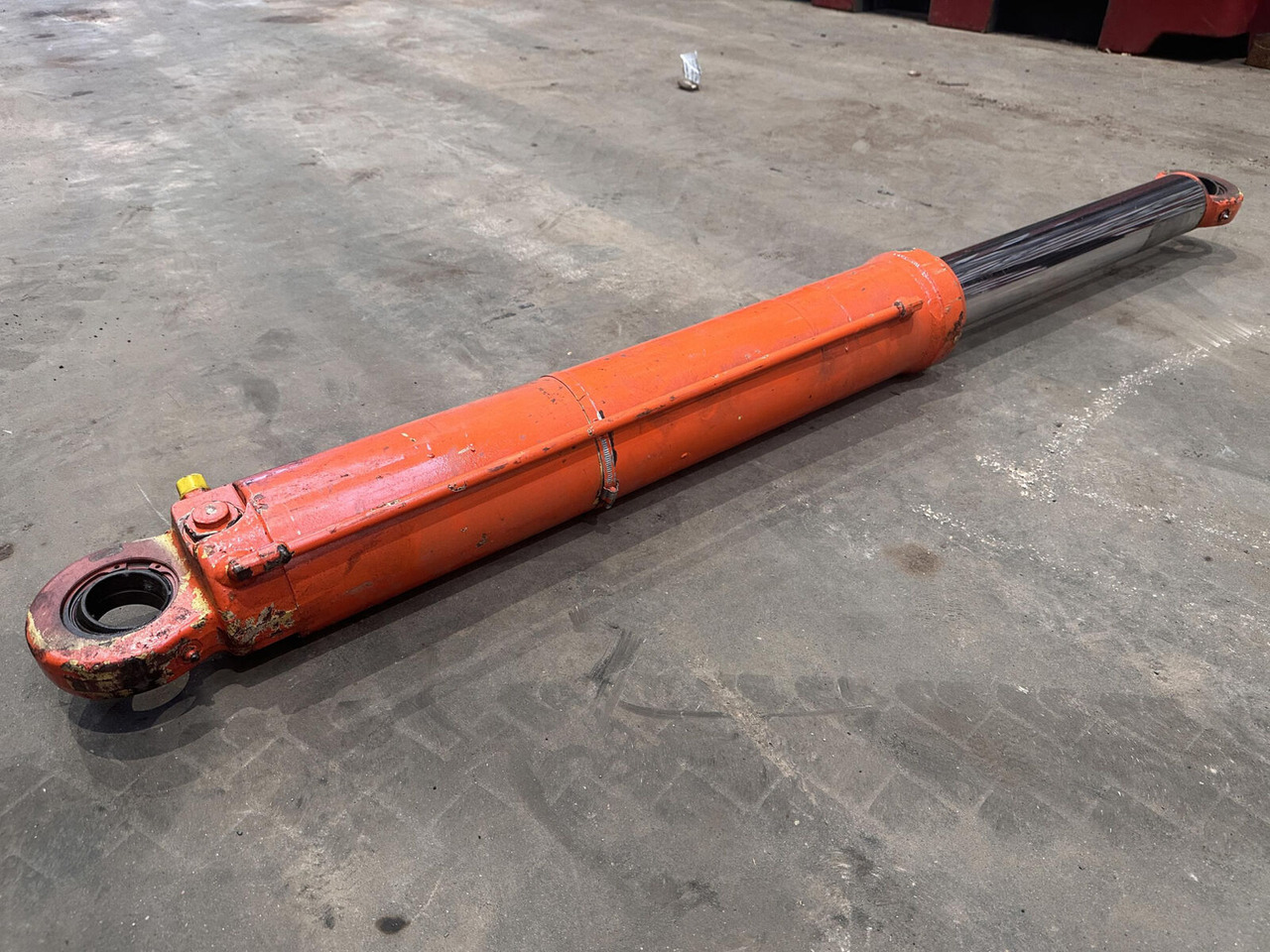 Grove GMK 3050 jib derricking cylinder - Cilindru hidraulic pentru Automacara: Foto 2 Grove GMK 3050 jib derricking cylinder - Cilindru hidraulic pentru Automacara: Foto 2