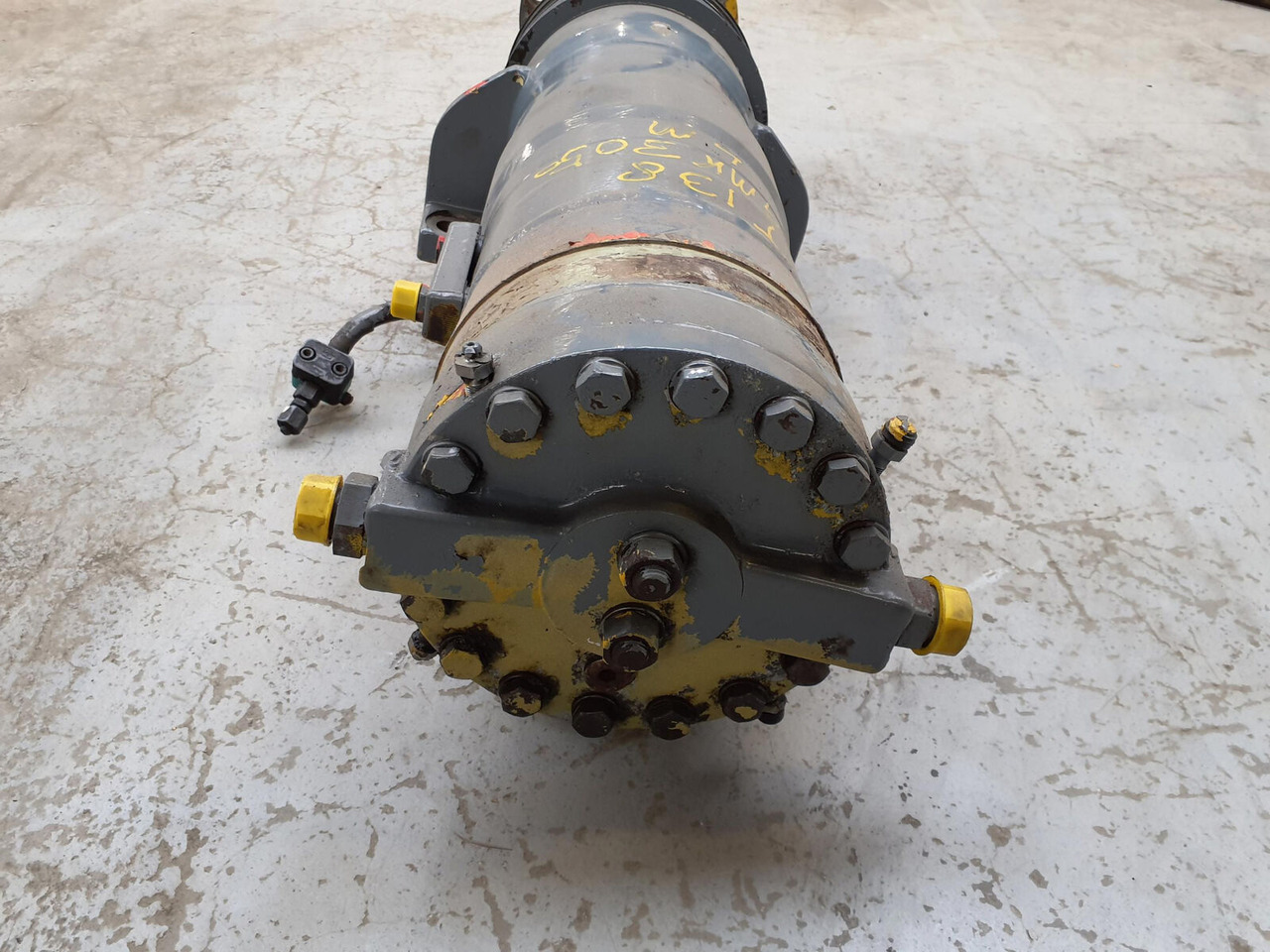 Grove GMK 3050 suspension cylinder - Cilindru hidraulic pentru Macara: Foto 5 Grove GMK 3050 suspension cylinder - Cilindru hidraulic pentru Macara: Foto 5