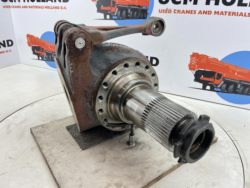 Grove GMK 3055 Steering knuckle 16 holes axle 2 left - Fuzeta pentru Macara: Foto 3 Grove GMK 3055 Steering knuckle 16 holes axle 2 left - Fuzeta pentru Macara: Foto 3