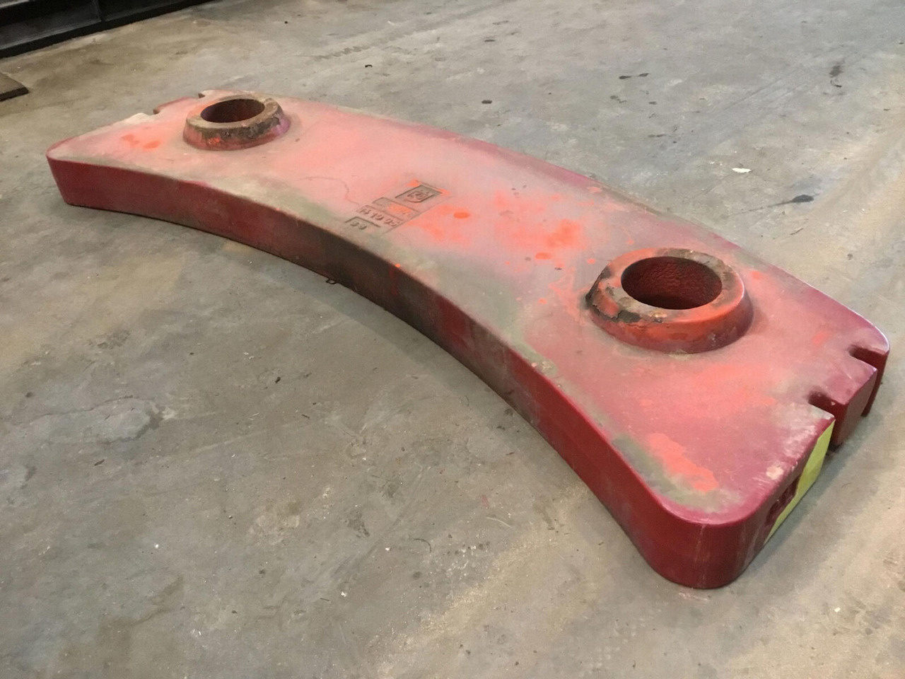 Grove GMK 3055 counterweight 2 ton - Contragreutate pentru Automacara: Foto 2 Grove GMK 3055 counterweight 2 ton - Contragreutate pentru Automacara: Foto 2