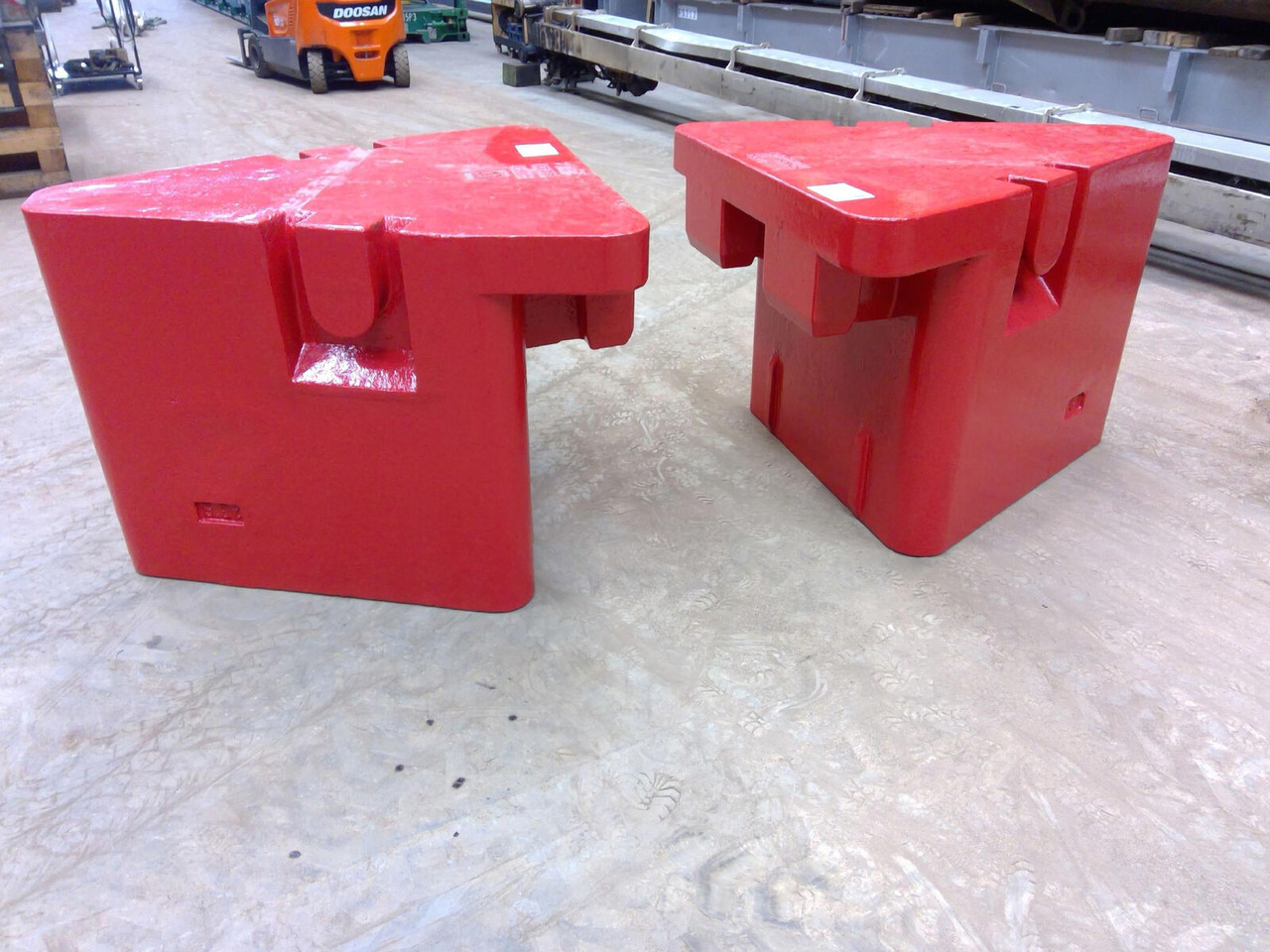 Grove GMK 5130-1/2 counterweight 5,8 ton - Contragreutate pentru Automacara: Foto 1 Grove GMK 5130-1/2 counterweight 5,8 ton - Contragreutate pentru Automacara: Foto 1