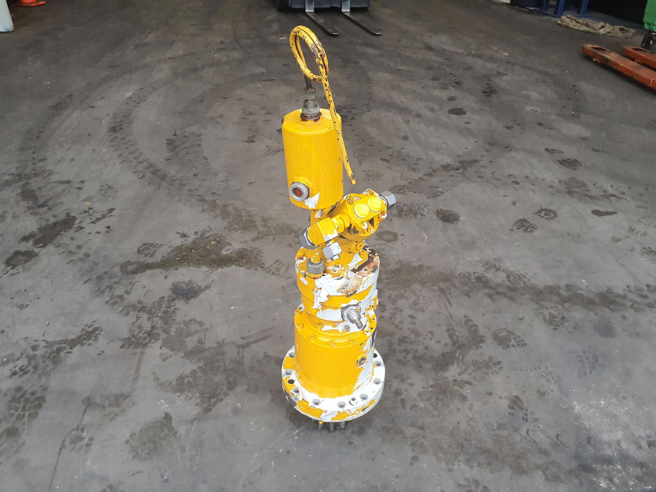 Grove GMK 5130-1 slewing gear - Reductor de rotire pentru Automacara: Foto 3 Grove GMK 5130-1 slewing gear - Reductor de rotire pentru Automacara: Foto 3