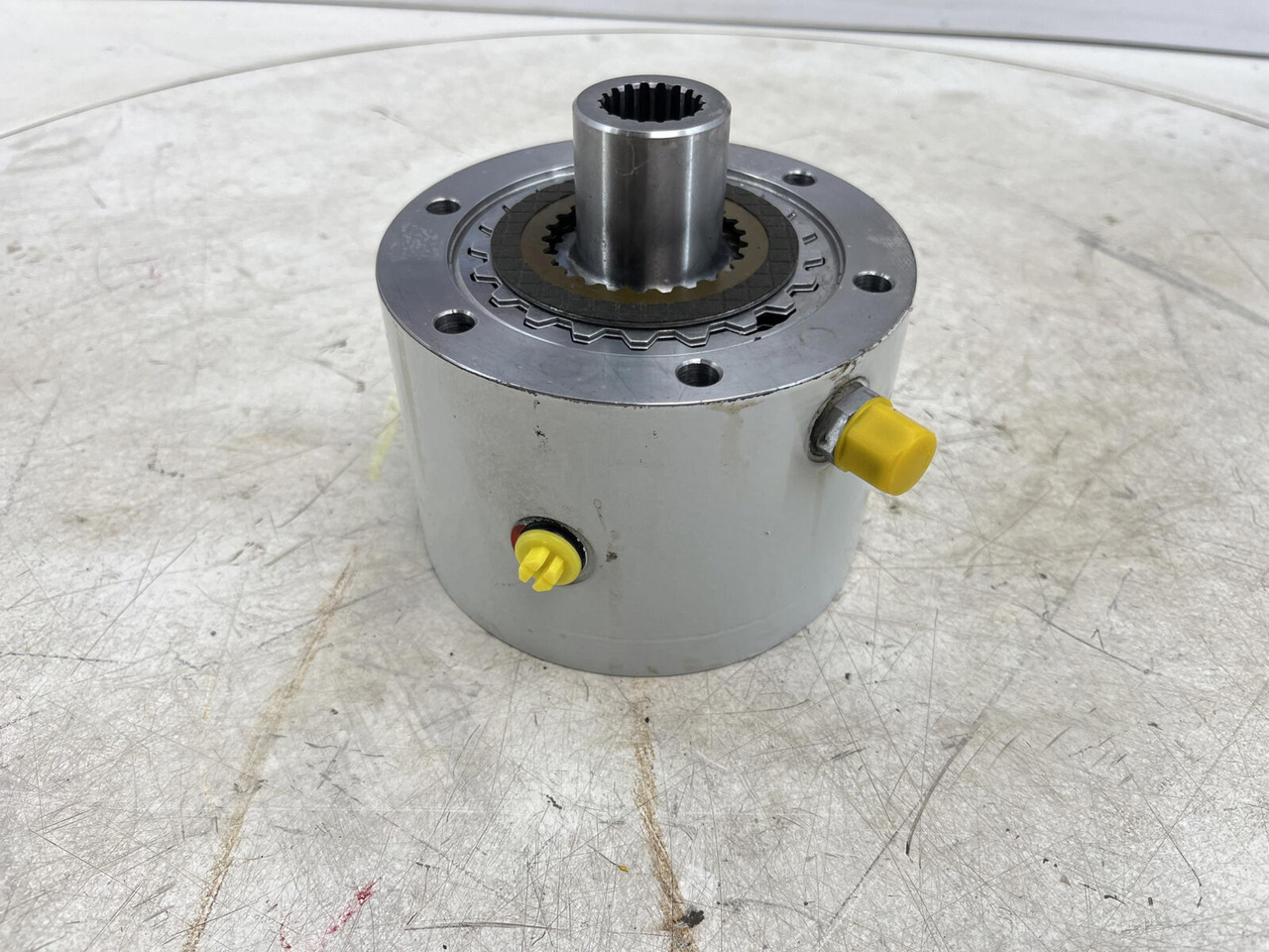 Grove GMK 5150 multiple-disk brake slewing gear - Reductor de rotire pentru Macara: Foto 4 Grove GMK 5150 multiple-disk brake slewing gear - Reductor de rotire pentru Macara: Foto 4