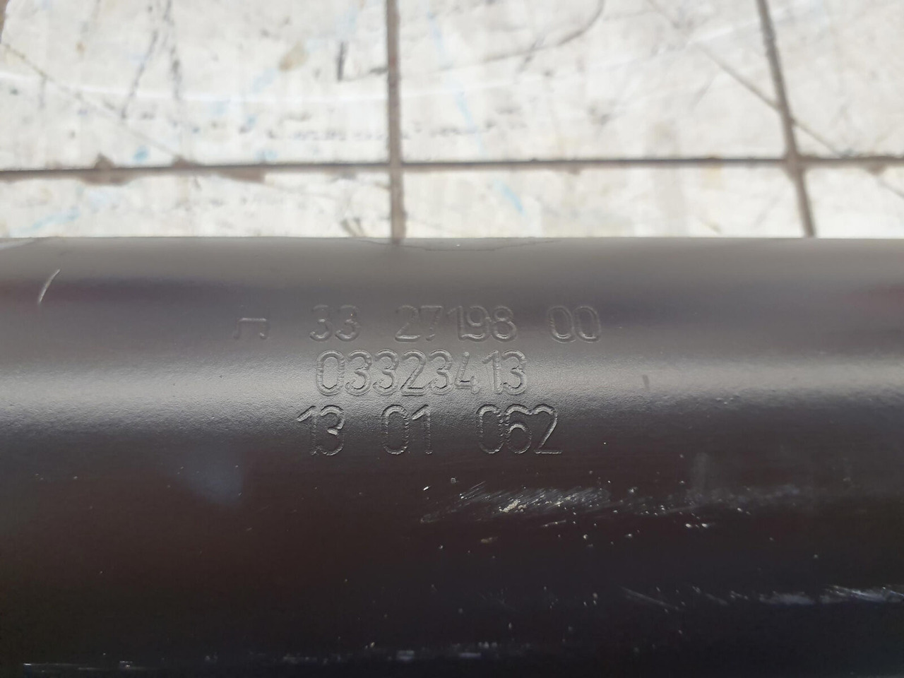 Grove GMK steering cylinder with length sensor - Cilindru hidraulic pentru Automacara: Foto 5 Grove GMK steering cylinder with length sensor - Cilindru hidraulic pentru Automacara: Foto 5