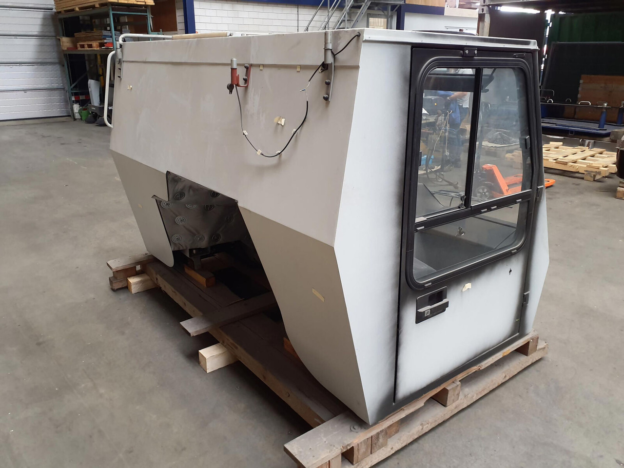 Grove Krupp KMK lower cabin - Cabină pentru Automacara: Foto 3 Grove Krupp KMK lower cabin - Cabină pentru Automacara: Foto 3