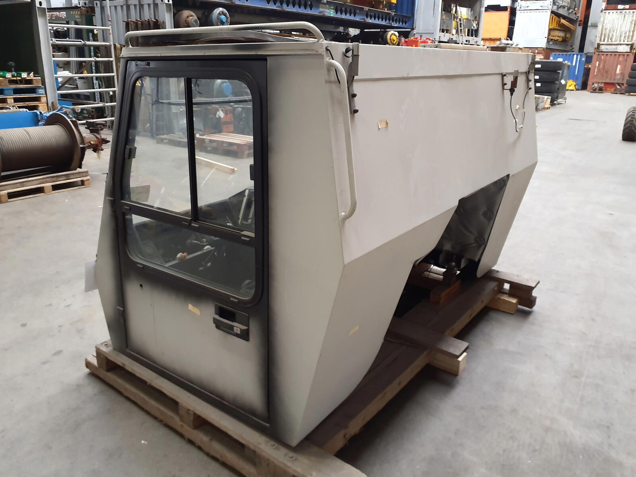 Grove Krupp KMK lower cabin - Cabină pentru Automacara: Foto 4 Grove Krupp KMK lower cabin - Cabină pentru Automacara: Foto 4