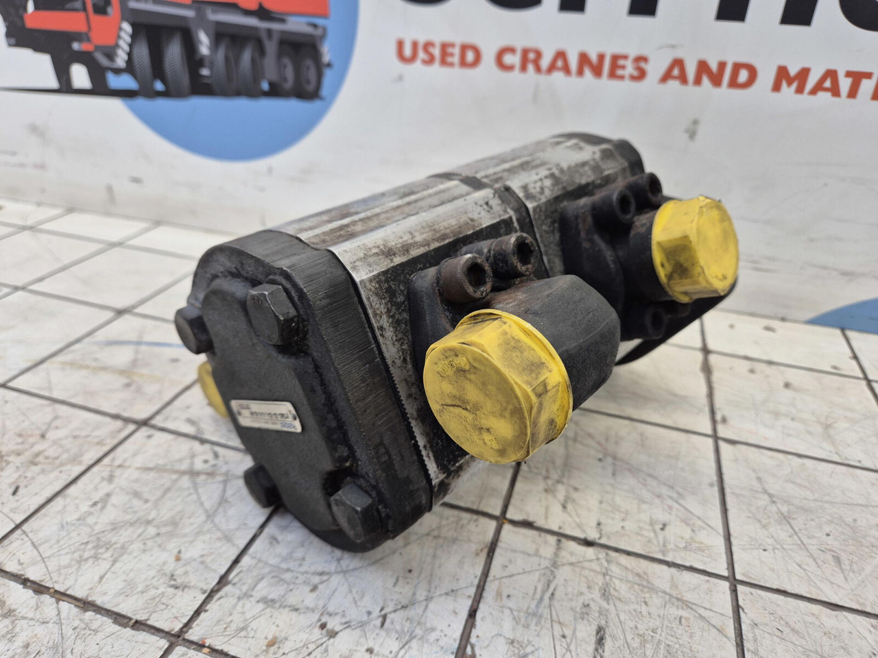 Haldex Barnes dual gear pump - Pompa hidraulica pentru Automacara: Foto 3 Haldex Barnes dual gear pump - Pompa hidraulica pentru Automacara: Foto 3