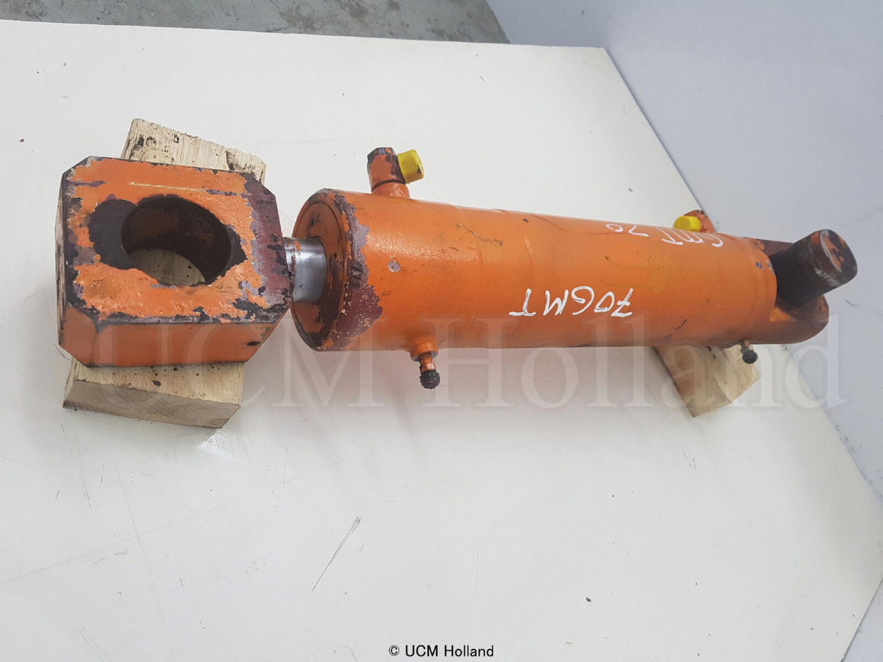 Krupp 70 GMT counterweight cylinder - Cilindru hidraulic pentru Automacara: Foto 2 Krupp 70 GMT counterweight cylinder - Cilindru hidraulic pentru Automacara: Foto 2