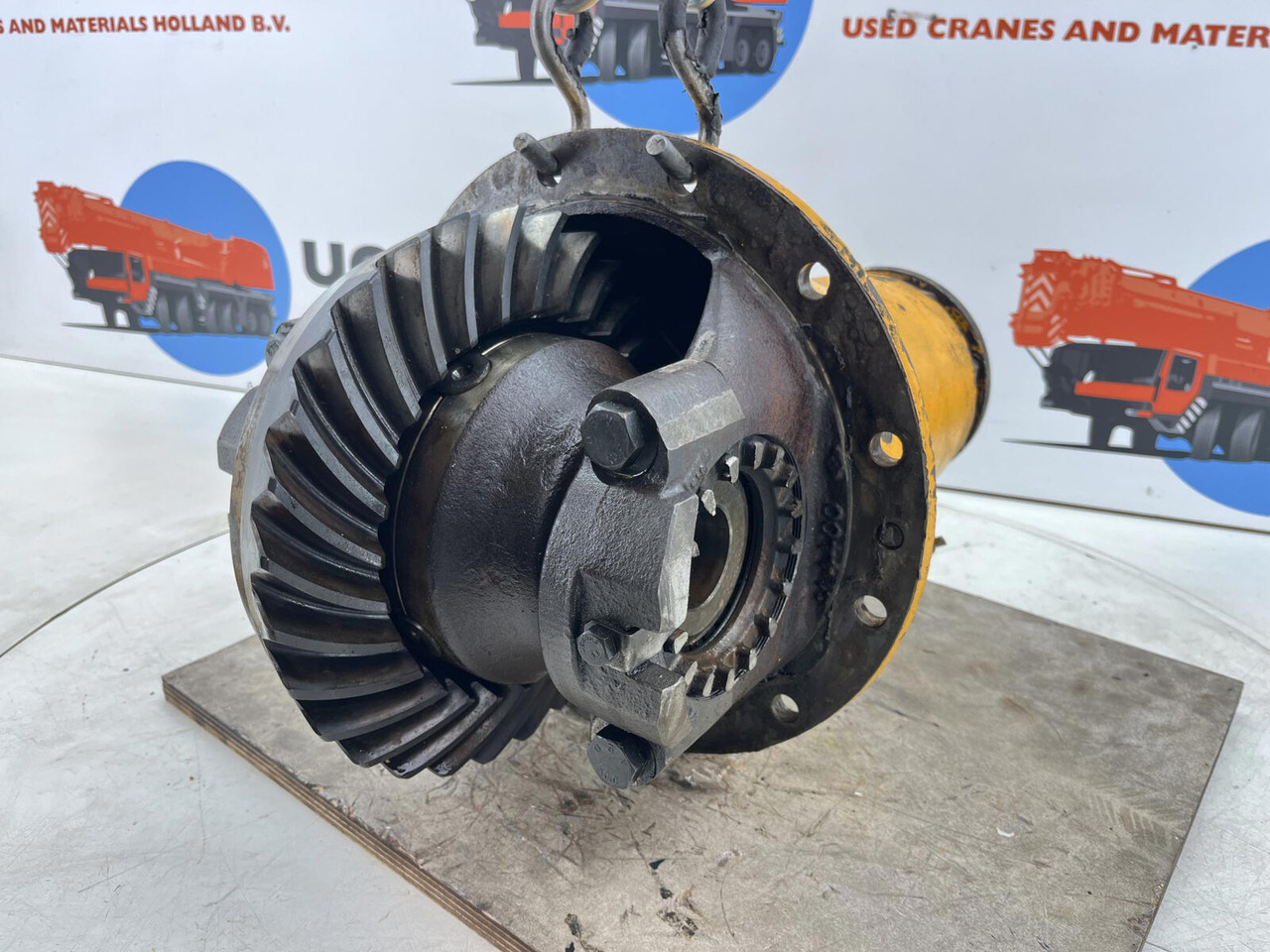 Krupp KMK 2025 end differential 11x29 axle 1 - Diferențial pentru Macara: Foto 2 Krupp KMK 2025 end differential 11x29 axle 1 - Diferențial pentru Macara: Foto 2