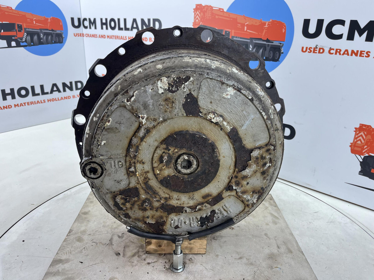 Krupp KMK 3050 planetary gear 12-23-60-34-3pl-H135-46 - Transmisie finală pentru Automacara: Foto 1 Krupp KMK 3050 planetary gear 12-23-60-34-3pl-H135-46 - Transmisie finală pentru Automacara: Foto 1